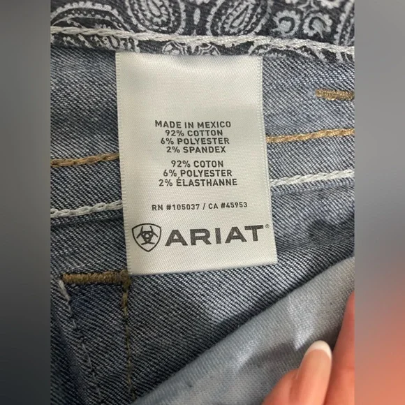 Ariat Women's ๐ข๐Blue Boot Cut Jeans with Stylish Stitching, size 28 (EUC$ - Picture 14 of 14